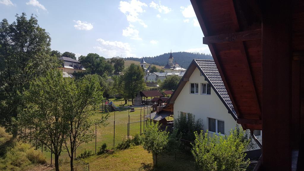 Casa De Vacanta Silvia Mînăstirea Humorului Exteriér fotografie